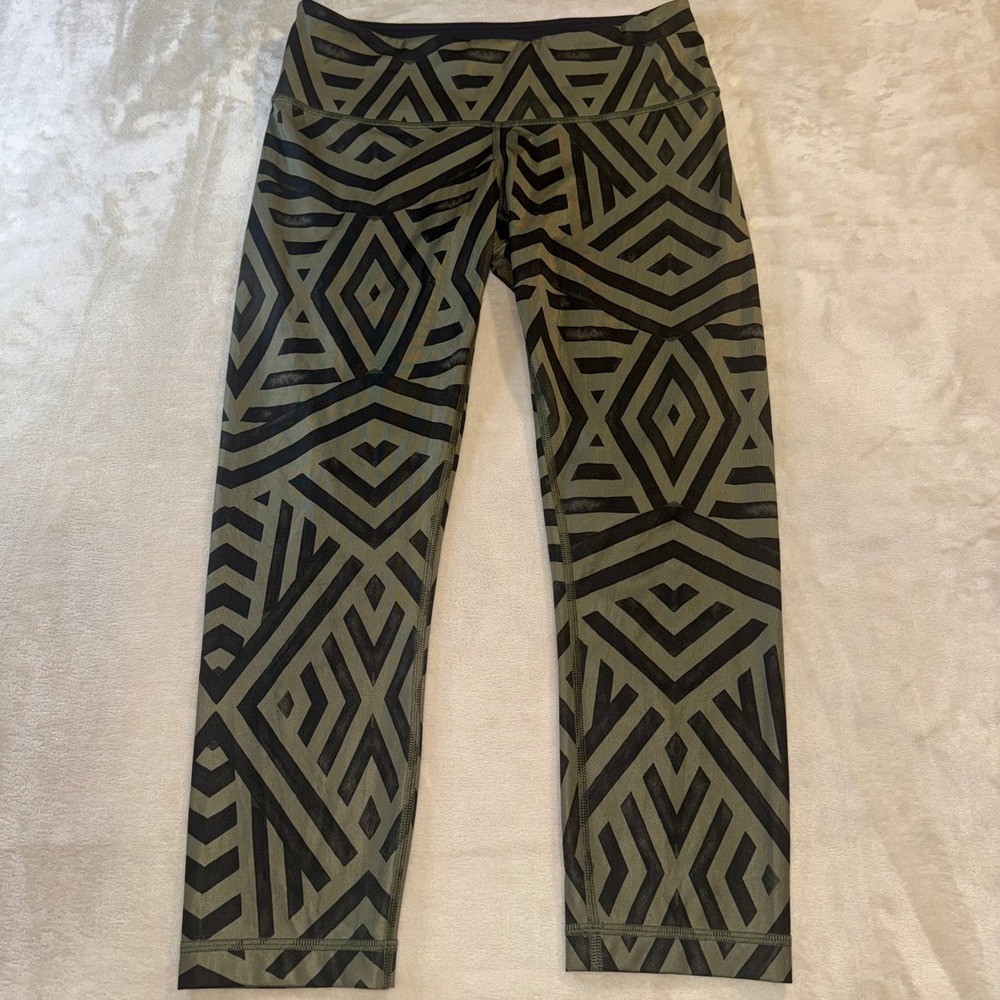 Lululemon Wunder Under Crop Full-On Luxtreme Chevron Shuffle Fatigue Leggings 6